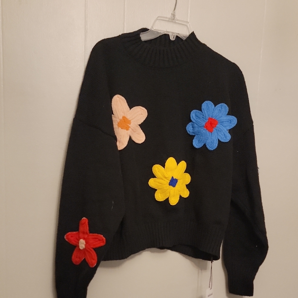 Floral Embroidered Black Sweater